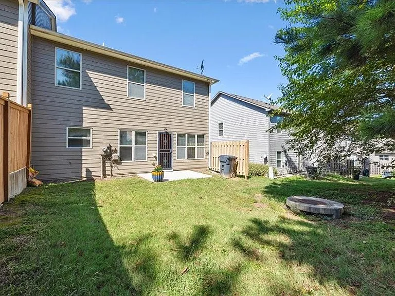 472 Tufton Trl SE — Photo 2