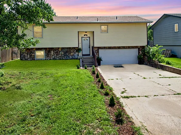 334 N Jane St, Haysville, KS 67060