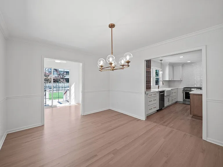 650 W Lincoln St — Photo 15