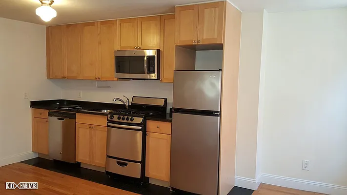 Rented by Citi Habitats | media 13