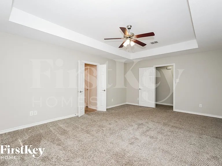 146 Springtree St — Photo 14