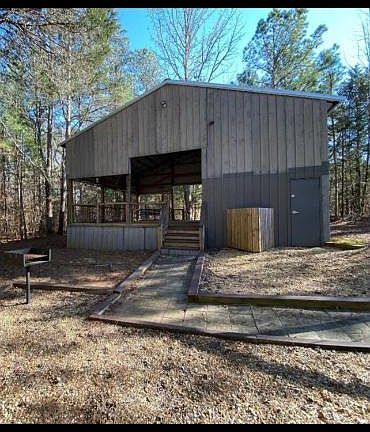 3rd image of 1356 Liberty Rd