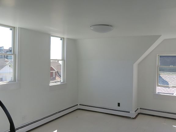 3rd image of 100 S Beach Way #90S
