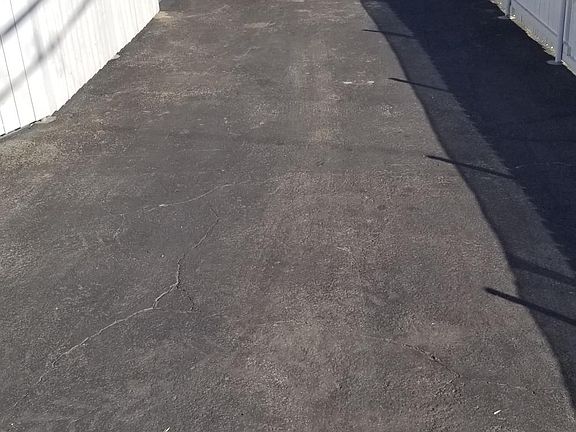 4th image of 1115 La Cresta Blvd
