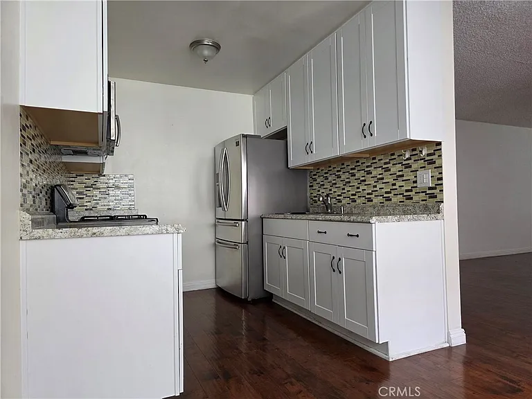 706 E Harvard St #5 — Photo 22