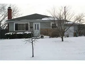 2709 Schurtz Ave photo 1