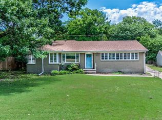 1500 Cherokee Pl, Bartlesville, OK 74003