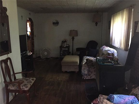 5th image of 1118 E Main St