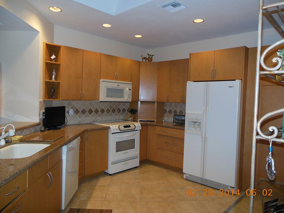Huge kitchen