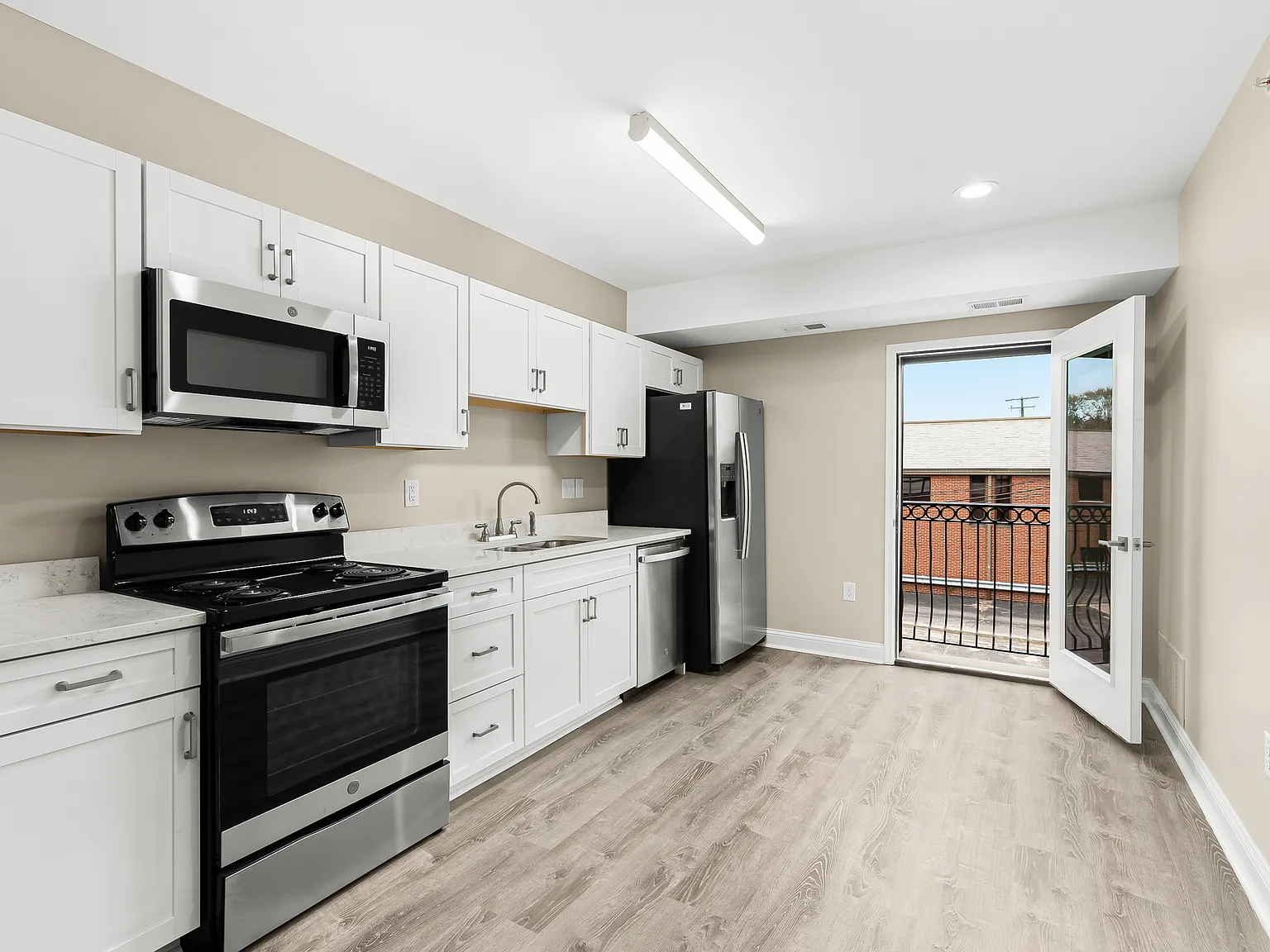 1 bed, 801 sqft, $2,000 — Photo 1