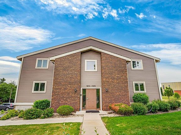 3rd image of 1617 McKenna Blvd #1617