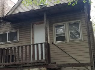4825 W Iowa St, Chicago, IL 60651