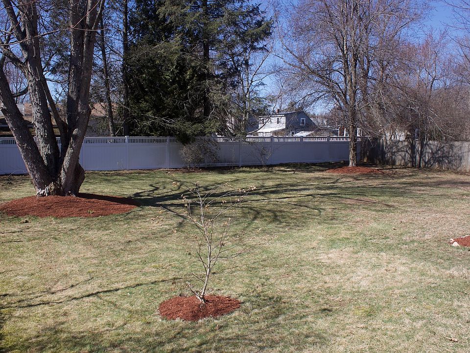 2nd image of 410 South St