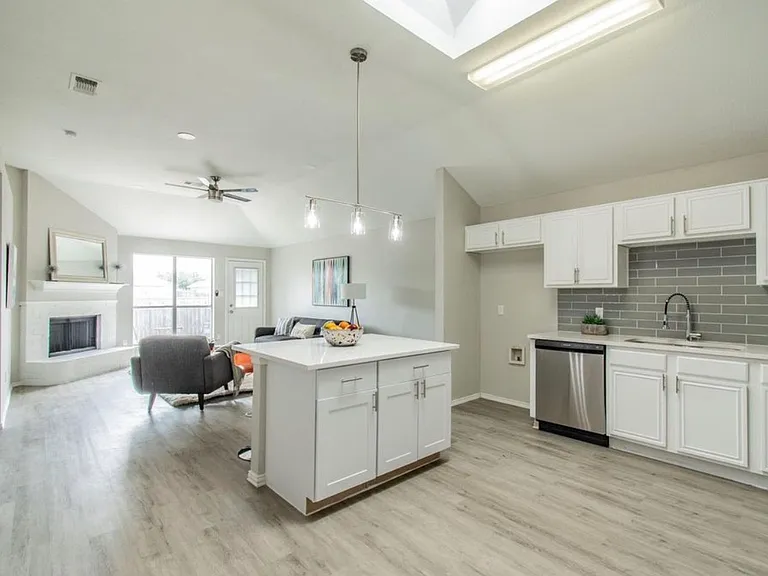 1937 Fox Meadow Trl — Photo 5