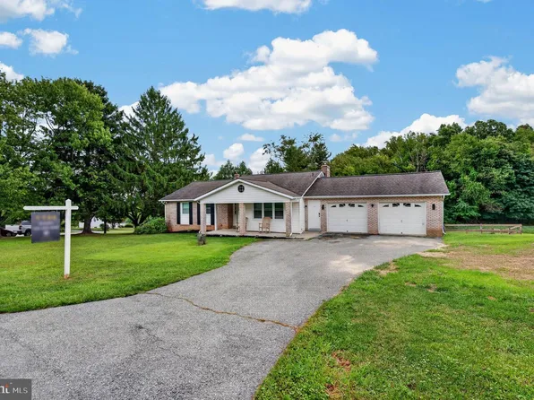 1511 Pilgrim Ln, Finksburg, MD 21048