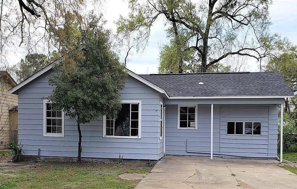 1st image of 8834 Oak Knoll Ln