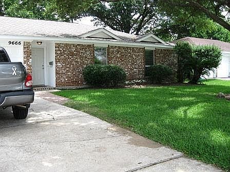 3rd image of 9666 Windswept Ln