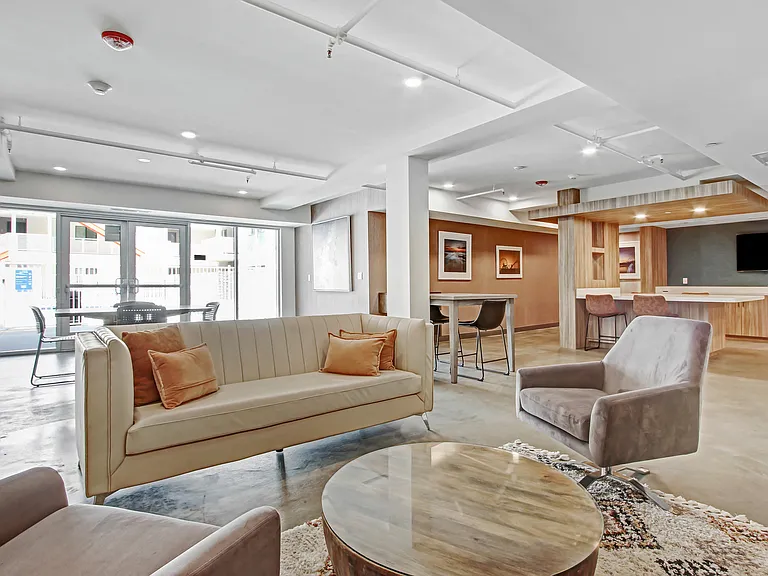 Watermark Apartments — Photo 77