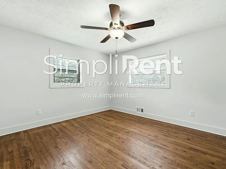 3685 Glen Falls Dr — Photo 13