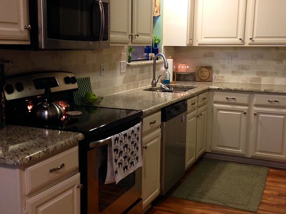 4th image of 805 Ashford Dr