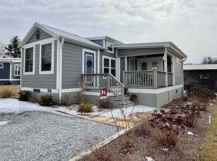 86 Mount Meadow Ln, Flat Rock, NC 28731