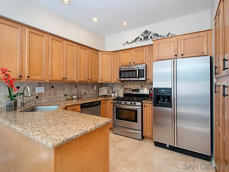 13461 Tiverton Rd — Photo 8