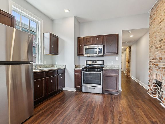 4th image of 2103 Saint Andrew St