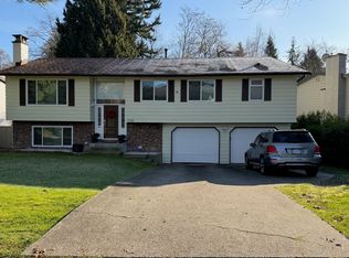 8936 Queen Mary Blvd, Surrey, BC V3V 6R1