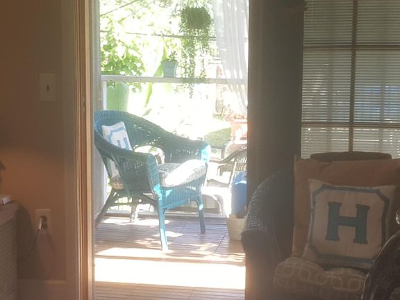 2nd image of 173 Wiman Ave