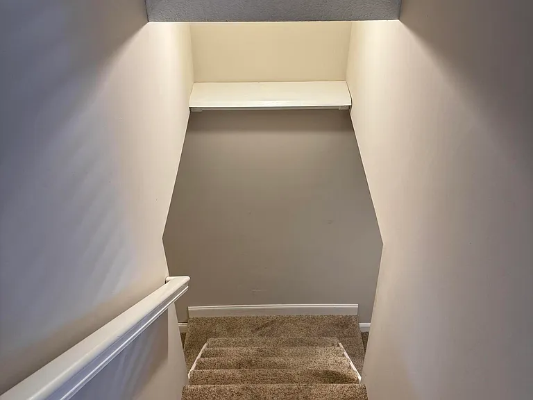 236 Kennedy Ave — Photo 22
