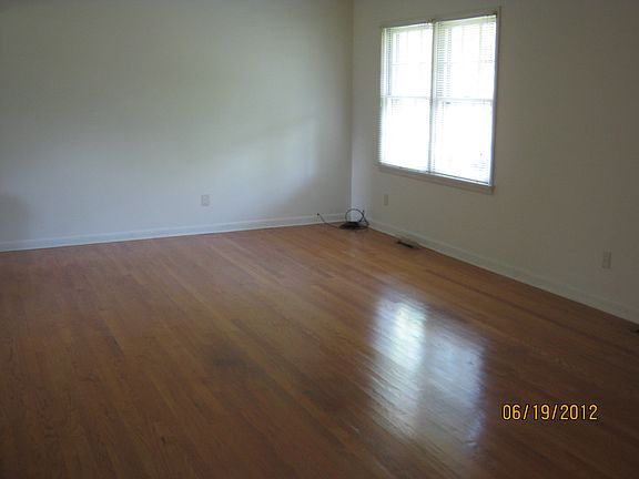 4th image of 9000 Cheri Dr