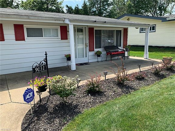 5th image of 9031 Cranbrook Dr