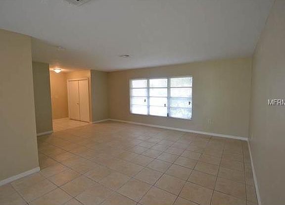 4th image of 631 Wood Dr