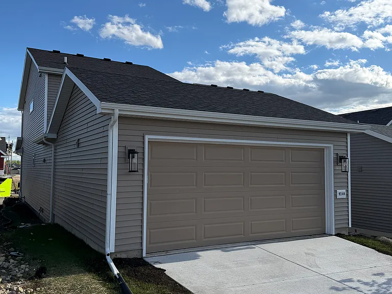 9240 Gentle Feather Rd — Photo 29