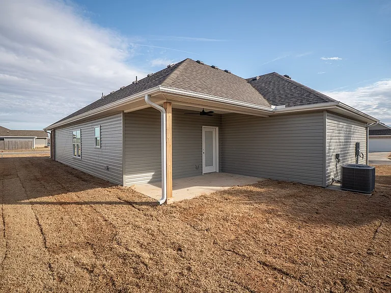19 W Chikasaw Rd — Photo 16