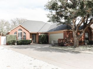 2708 Holliday St, Plainview, TX 79072
