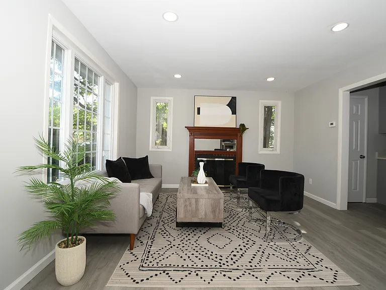 3506 Harrell St — Photo 35