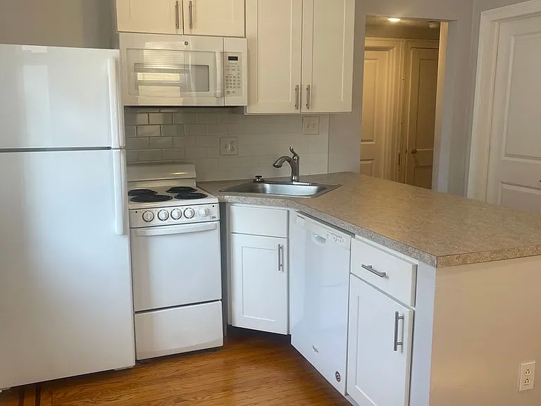 4107 Chester — Photo 30