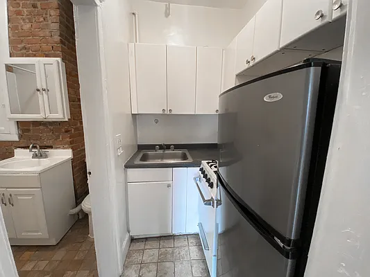 Rented by Bien Realty Ltd | media 15