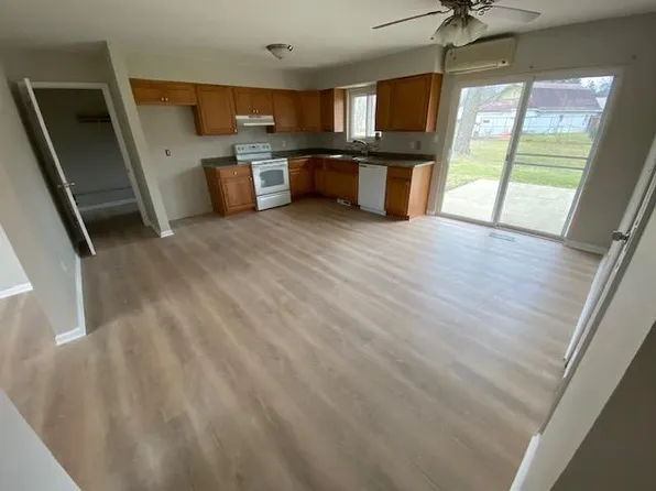 14136 Niagara Dr #1, Strongsville, OH 44136