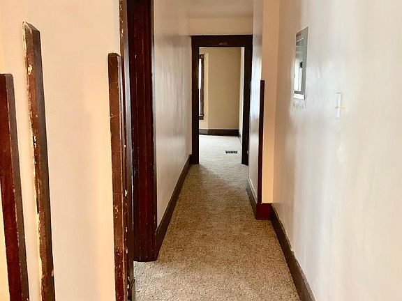 4th image of 212 1/2 N 18th St