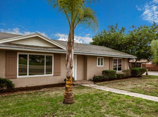 1279 E El Norte Pkwy, Escondido, CA 92027