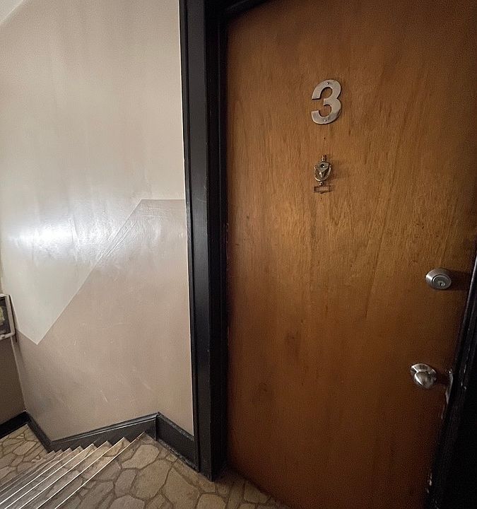 1st image of 1285 Elsmere Ave Unit 3