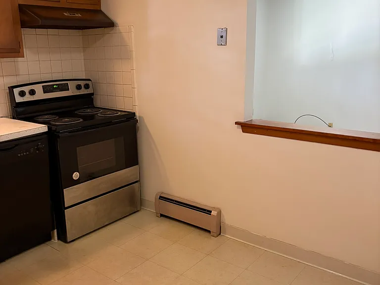 310 Merrymont Dr #D — Photo 6
