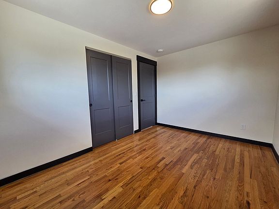 5th image of 3717 N Perry St #3717