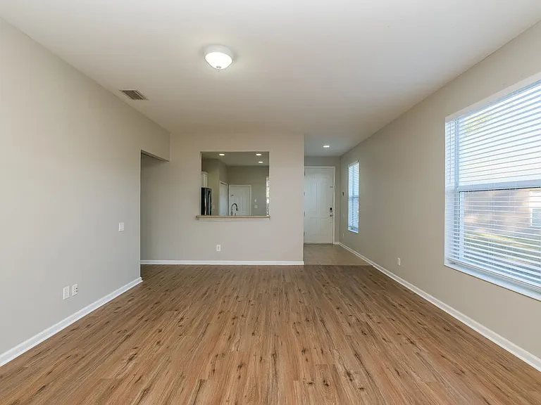 14719 Wake Robin Dr — Photo 4