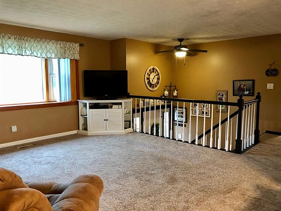 5th image of 1291 Anthony Ln