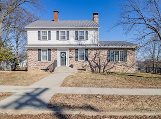 404 E Mulberry St, California, MO 65018