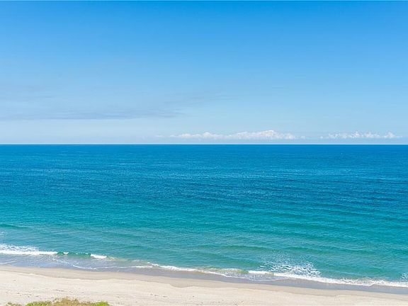 4th image of 4400 N Highway A1a #8N