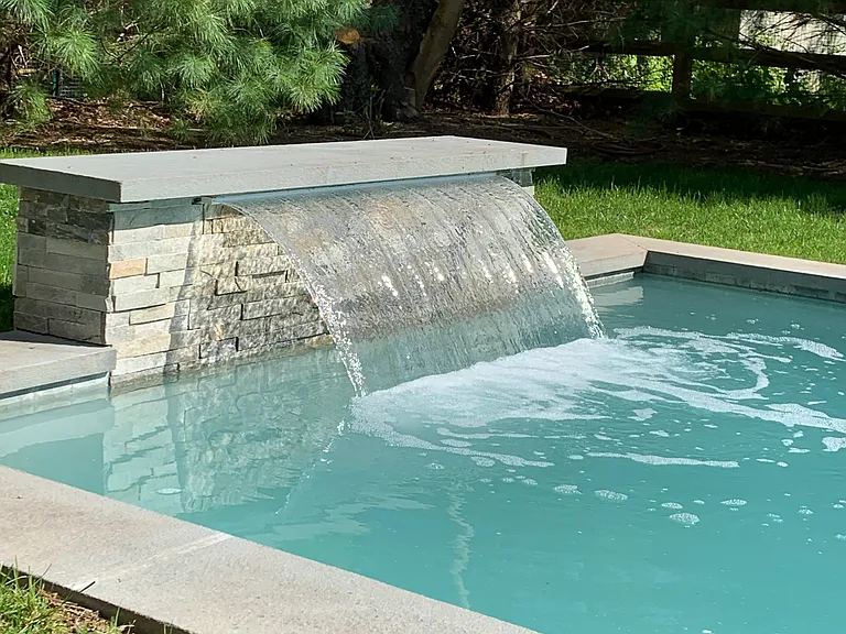 185 Newtown Ln — Photo 37